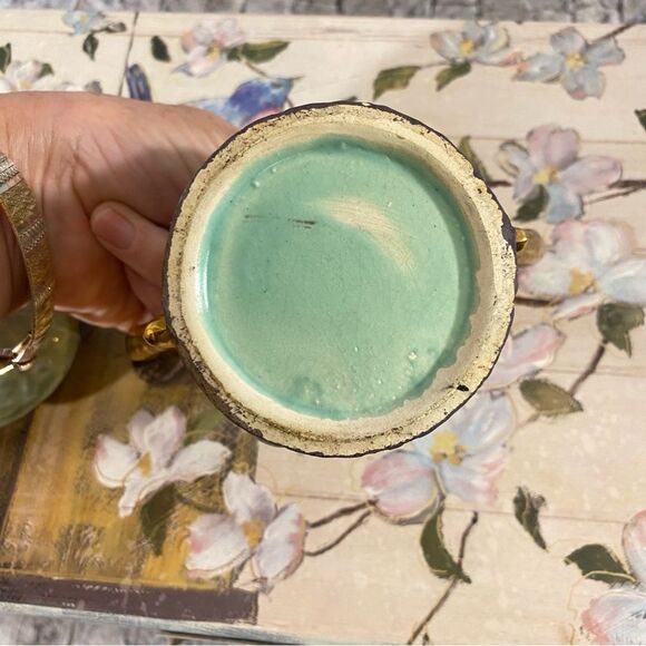 Vintage Glazed Ceramic Sugar Bowl Mint Green Flower Embossed Gold Trim - Picture 2 of 7